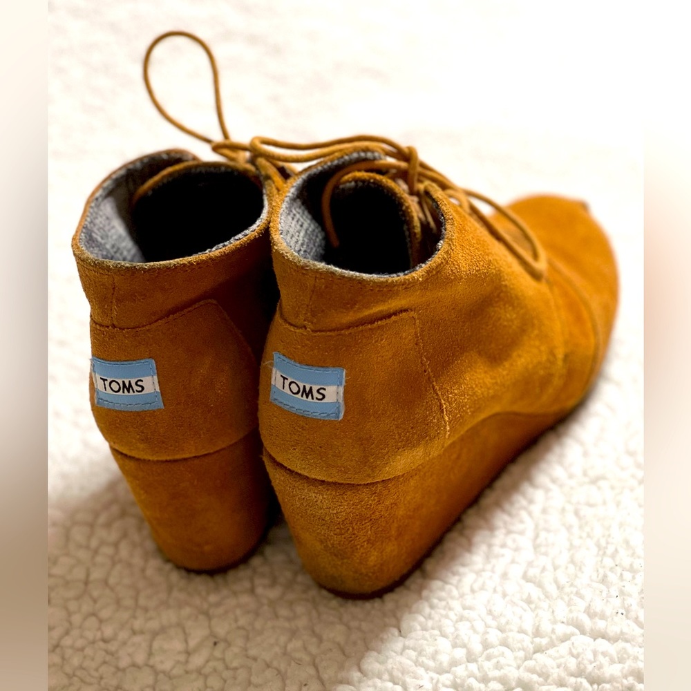 TOMS Booties. Size 9.